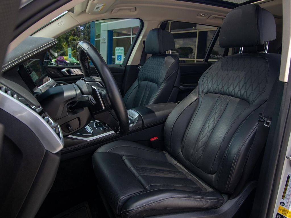 2021 BMW X7 40i - Photo 7