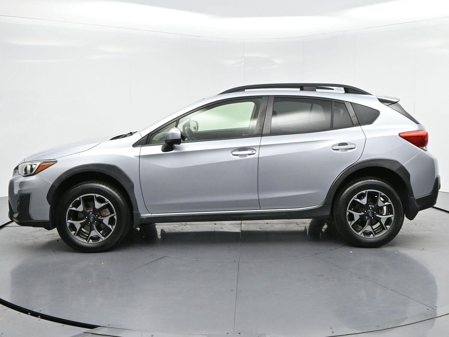 Used 2020 Ice Silver Metallic Subaru Premium image 4
