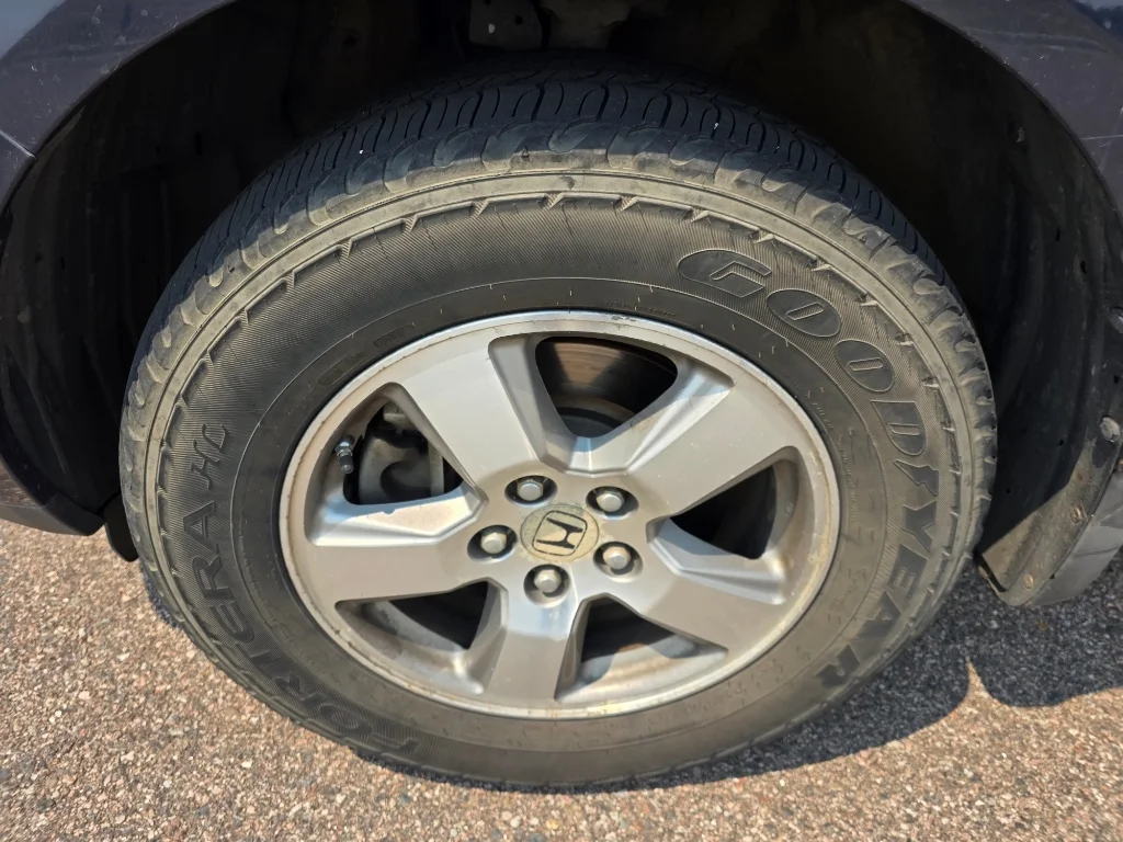 Used 2009 White Honda EX image 9