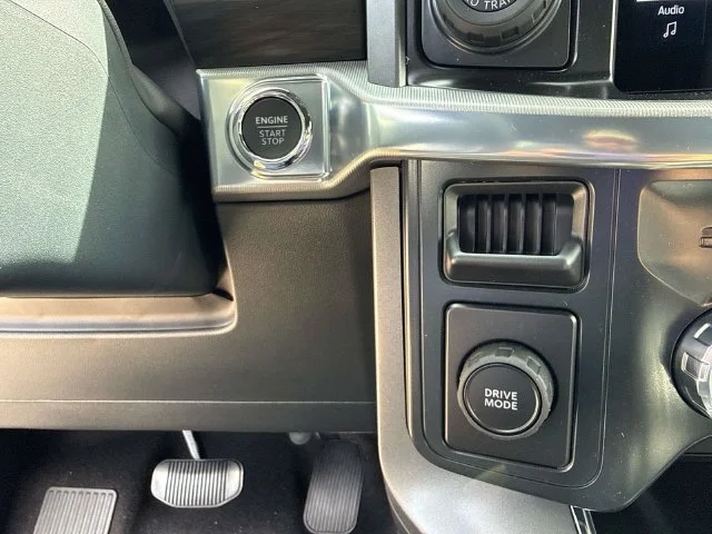 New 2026 Star White Metallic Tri-Coat Ford Lariat® image 27