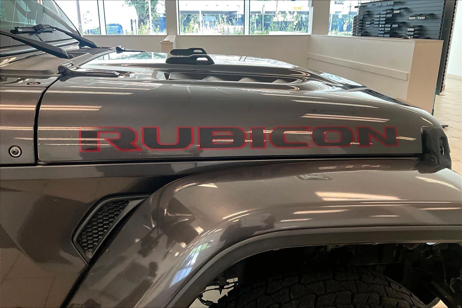 Used 2019 Granite Crystal Metallic Clearcoat Jeep Rubicon image 29