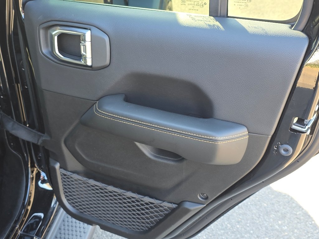 Used 2025 Black Clear Coat Jeep Sahara 4xe image 23