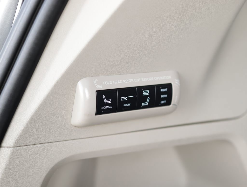 Used 2014 Silver Chrysler Touring-L 30th Anniversary image 11