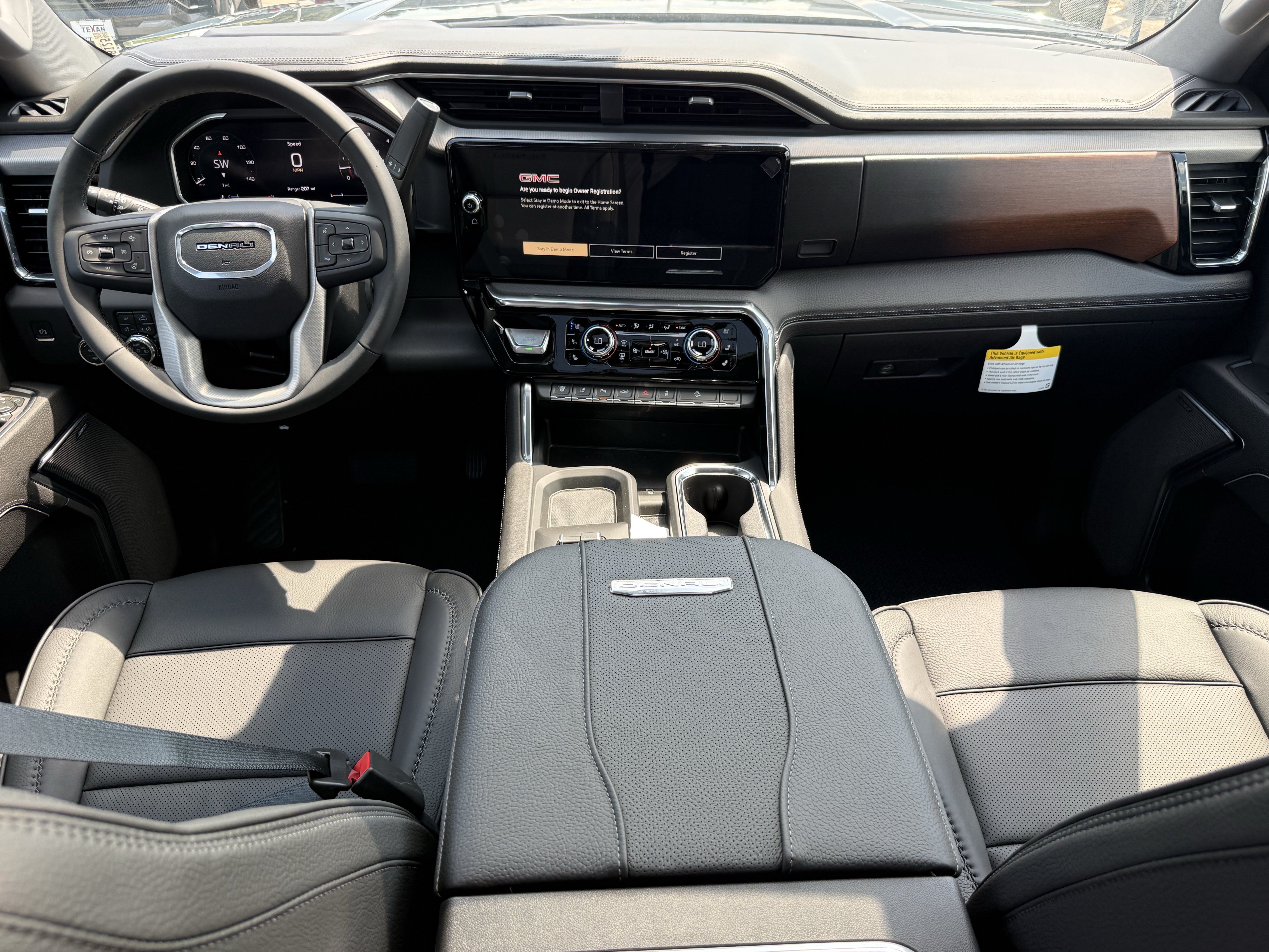 2026 GMC Sierra 2500HD Denali - Photo 9