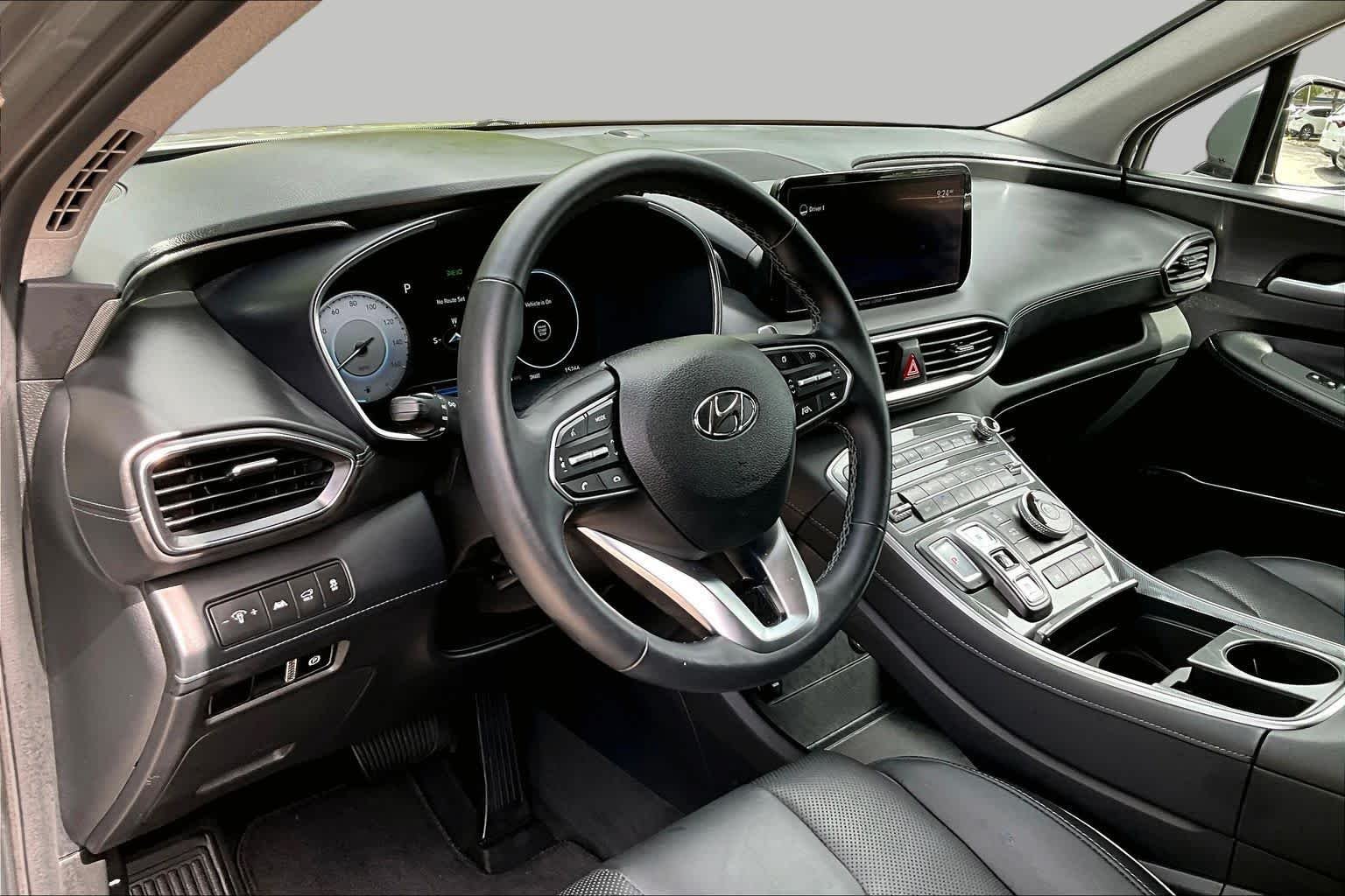 Used 2022 Hampton Gray Hyundai Limited image 18