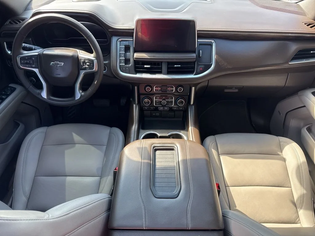 Used 2023 Red Chevrolet Z71 image 30