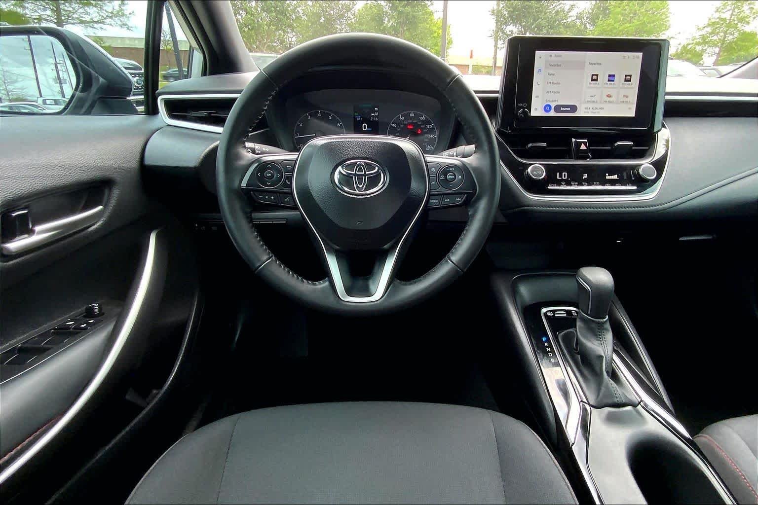 Used 2025 Classic Silver Metallic Toyota SE image 9