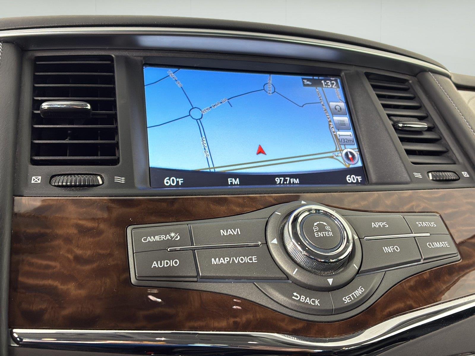 Used 2019 Brilliant Silver Metallic Nissan SL image 35
