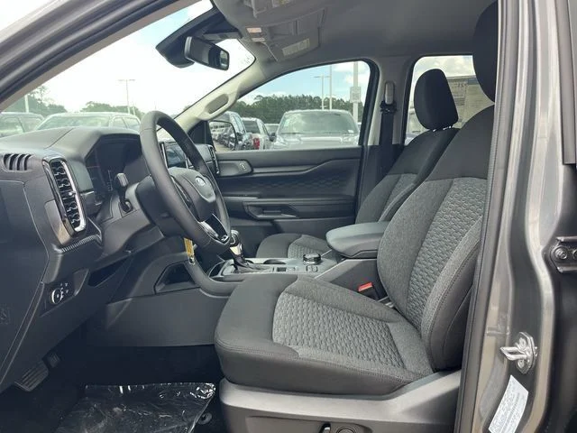 New 2026 Carbonized Gray Metallic Ford XLT image 15