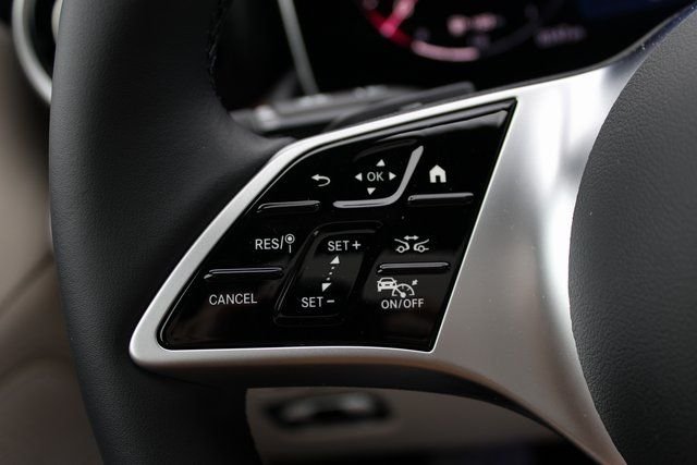 2025 Mercedes-Benz C-Class Sedan C 300 - Photo 18
