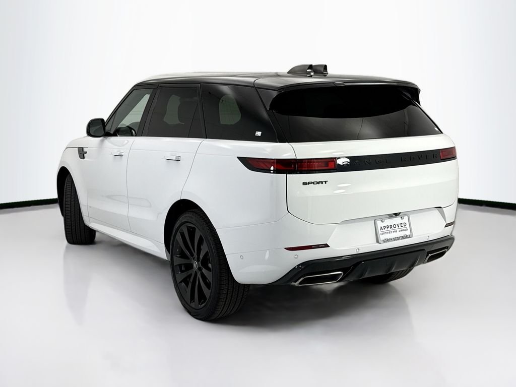 Certified Used 2025 Fuji White Land Rover Dynamic SE image 7