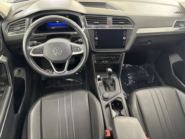 Used 2022  Volkswagen 2.0T SE image 22