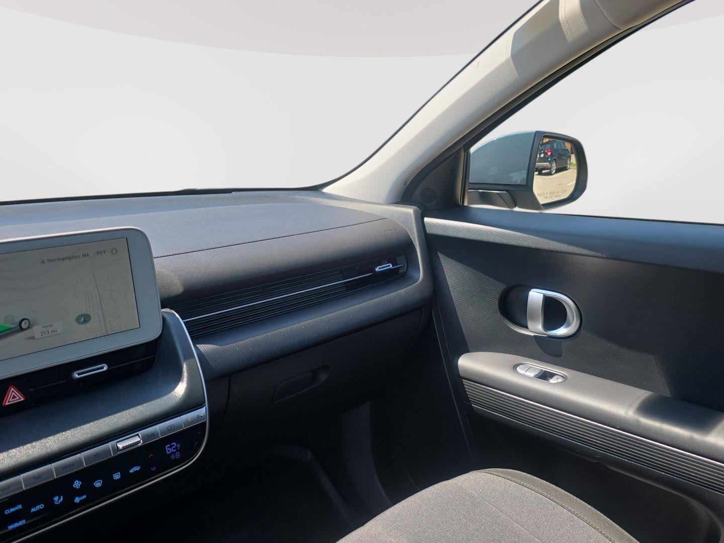 2024 Hyundai IONIQ 5 SE - Photo 21
