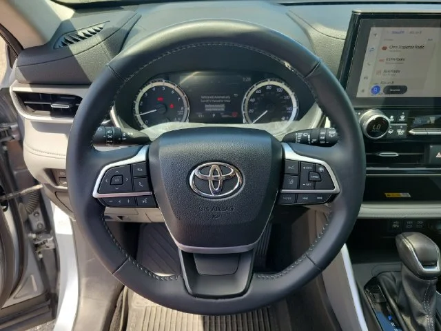 2024 Toyota Highlander XLE - Photo 31