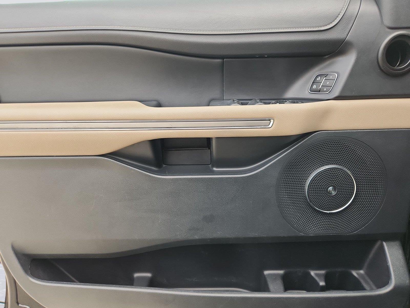 2023 Ford Expedition photo 23 of 36