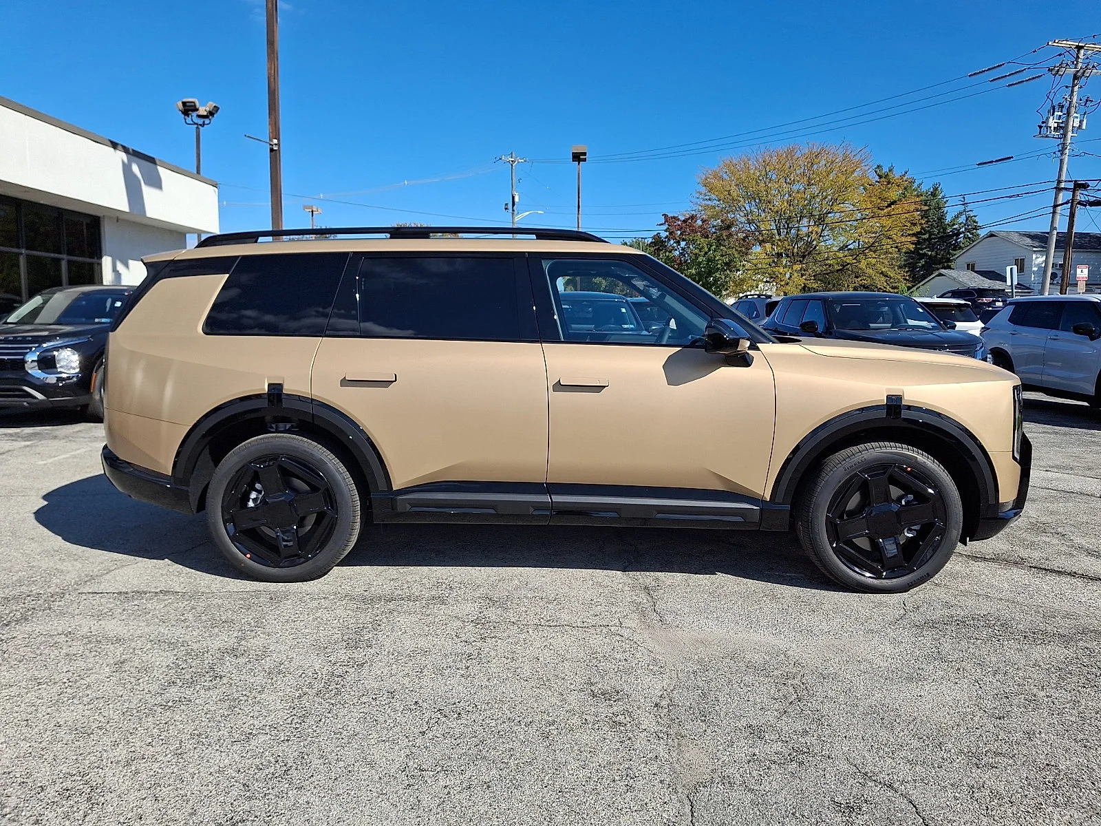 New 2027 Brown Kia X-Line EX image 8
