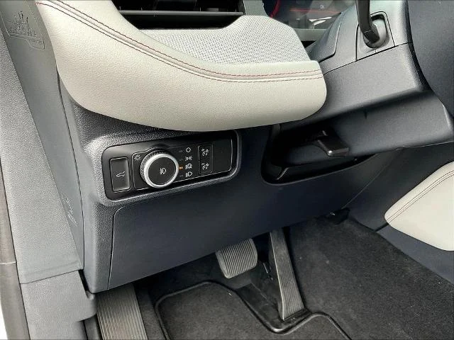 New 2026 Star White Metallic Tri-Coat Ford Active image 71