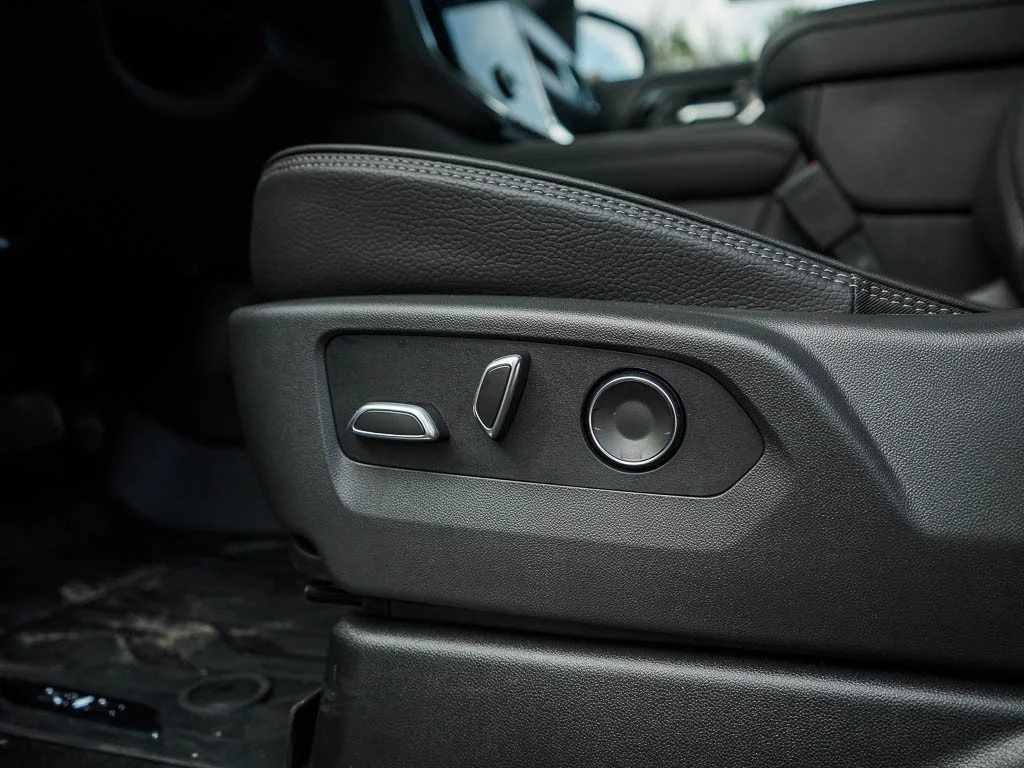 2026 GMC Yukon XL Denali - Photo 20