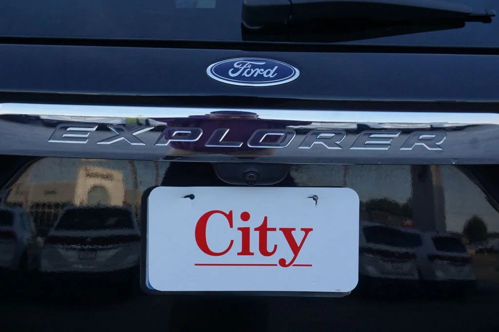 Used 2020 Black Ford XLT image 36