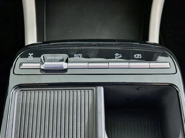 New 2026 Hyundai TUCSON HYBRID SEL