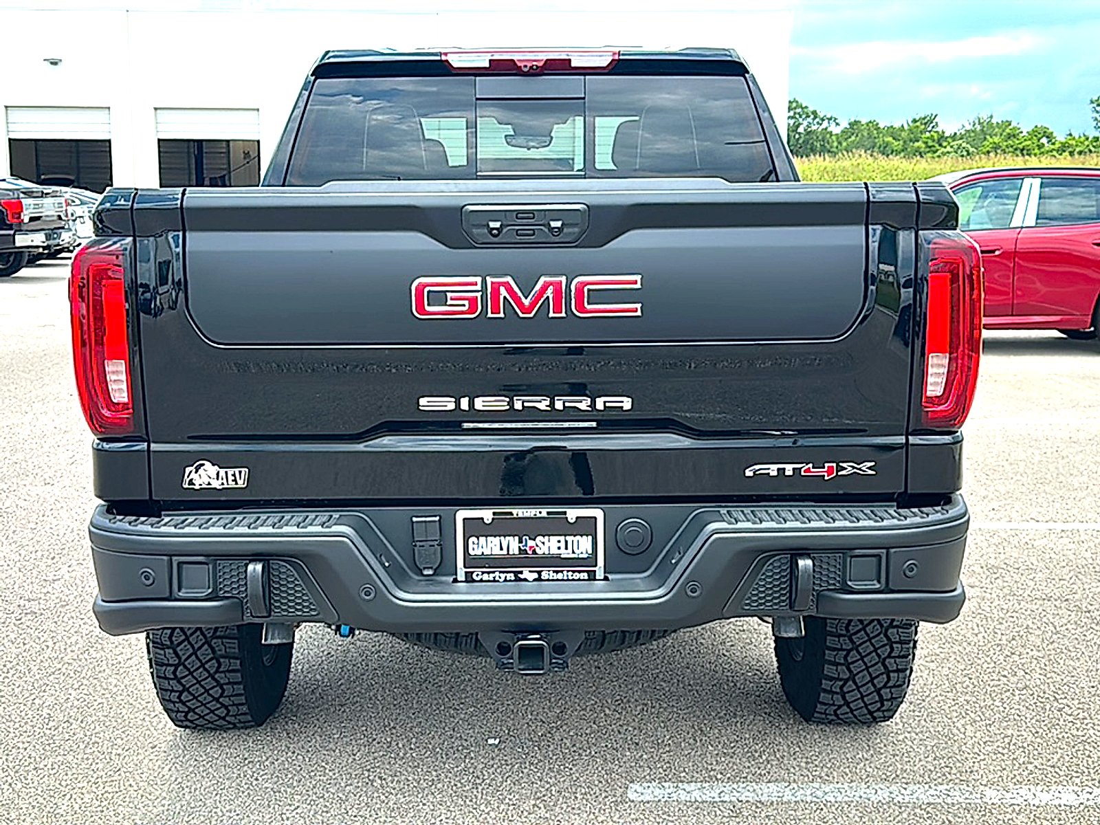 Used 2026 Onyx Black GMC Crew Cab, Short Bed, AT4X, 4WD image 7