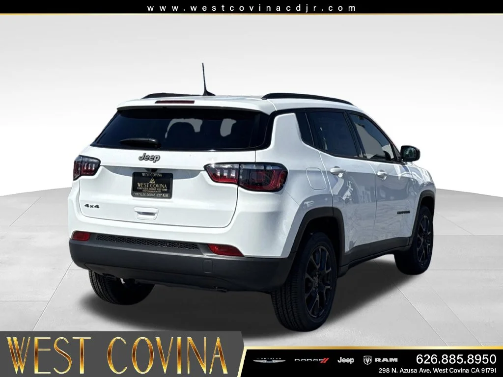 New 2026 Bright White Clear-Coat Exterior Paint Jeep Latitude image 11
