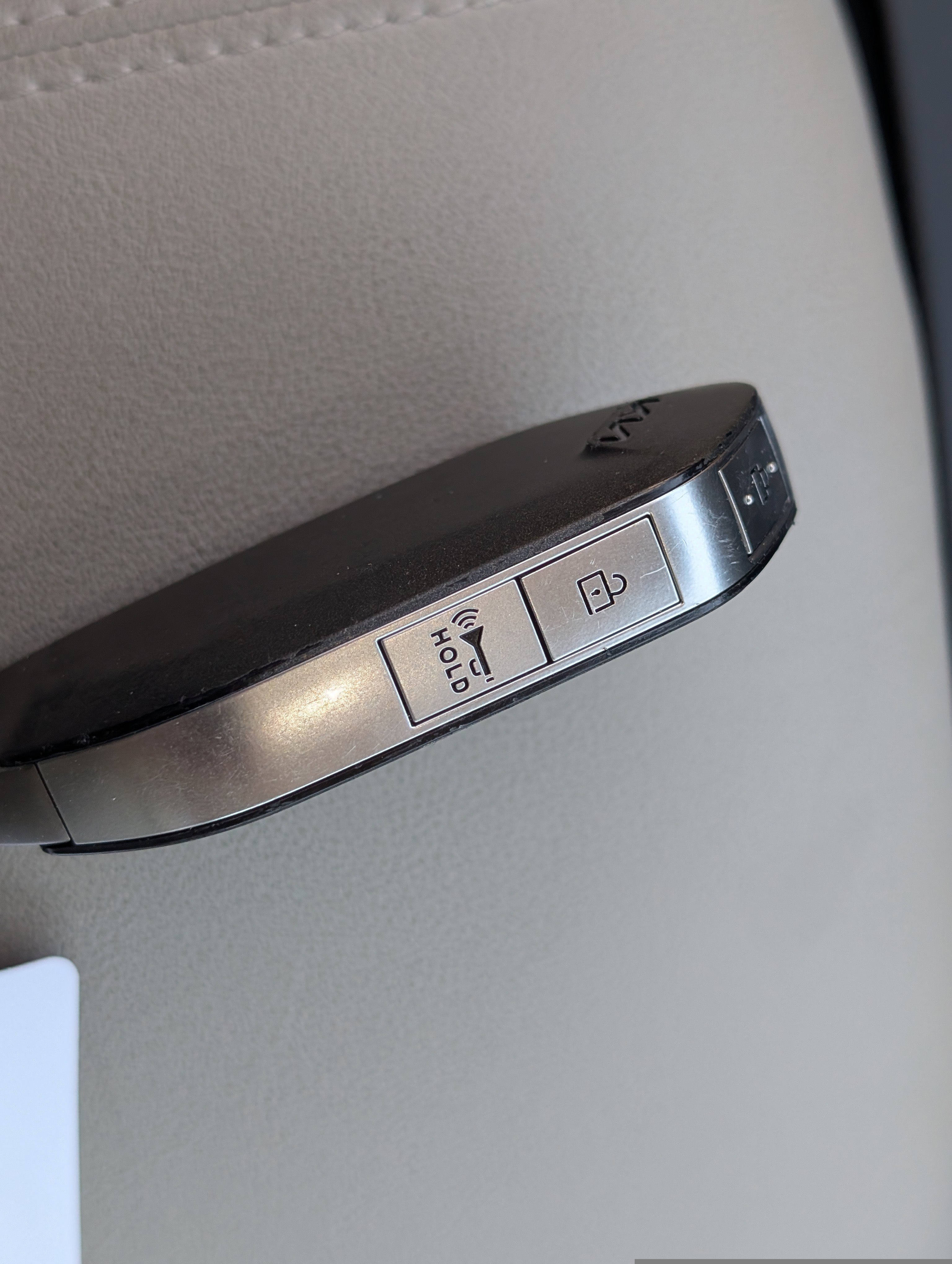 2025 Kia Sorento S - Photo 32
