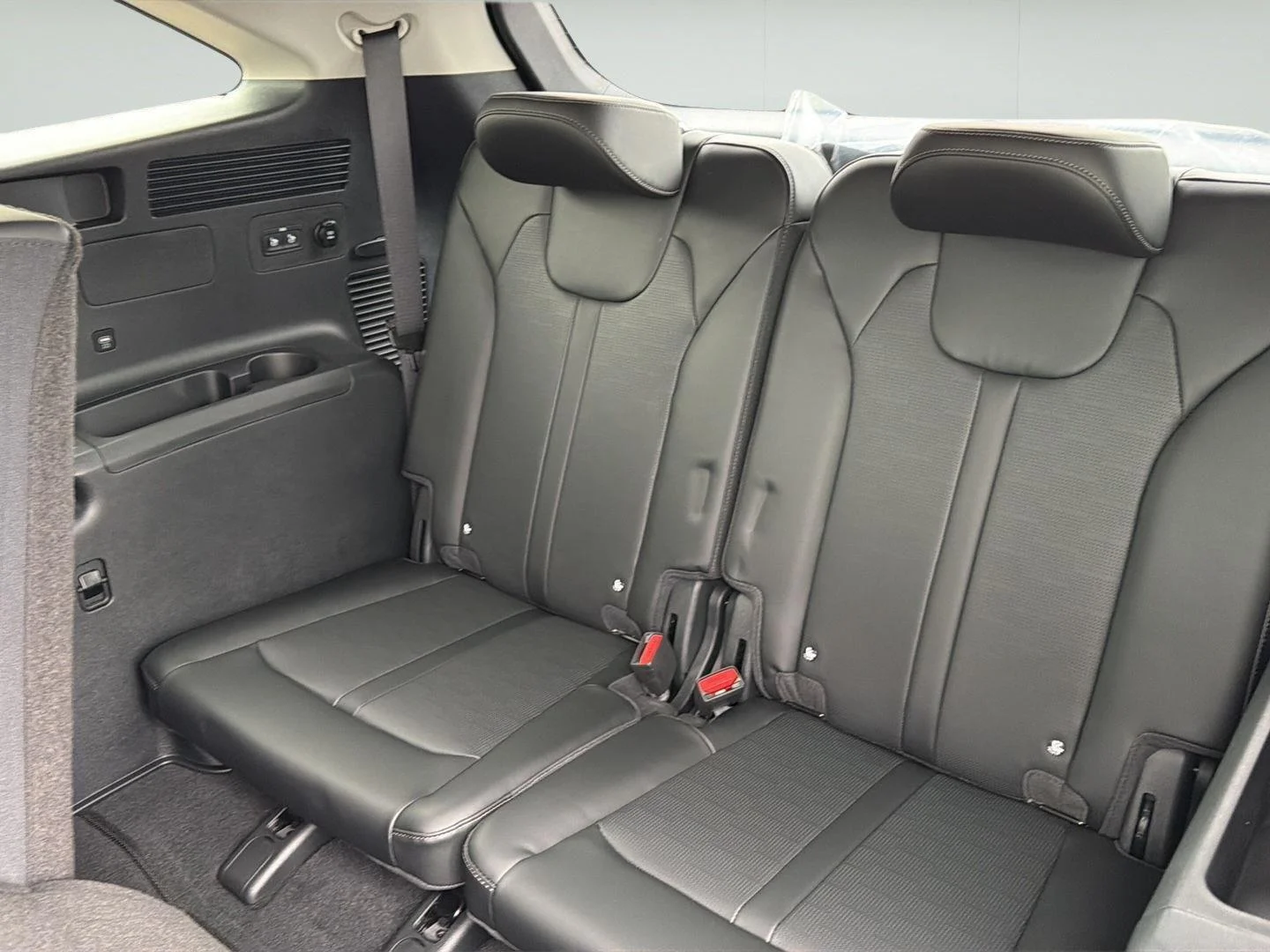 New 2026 Wolf Gray Kia EX image 10