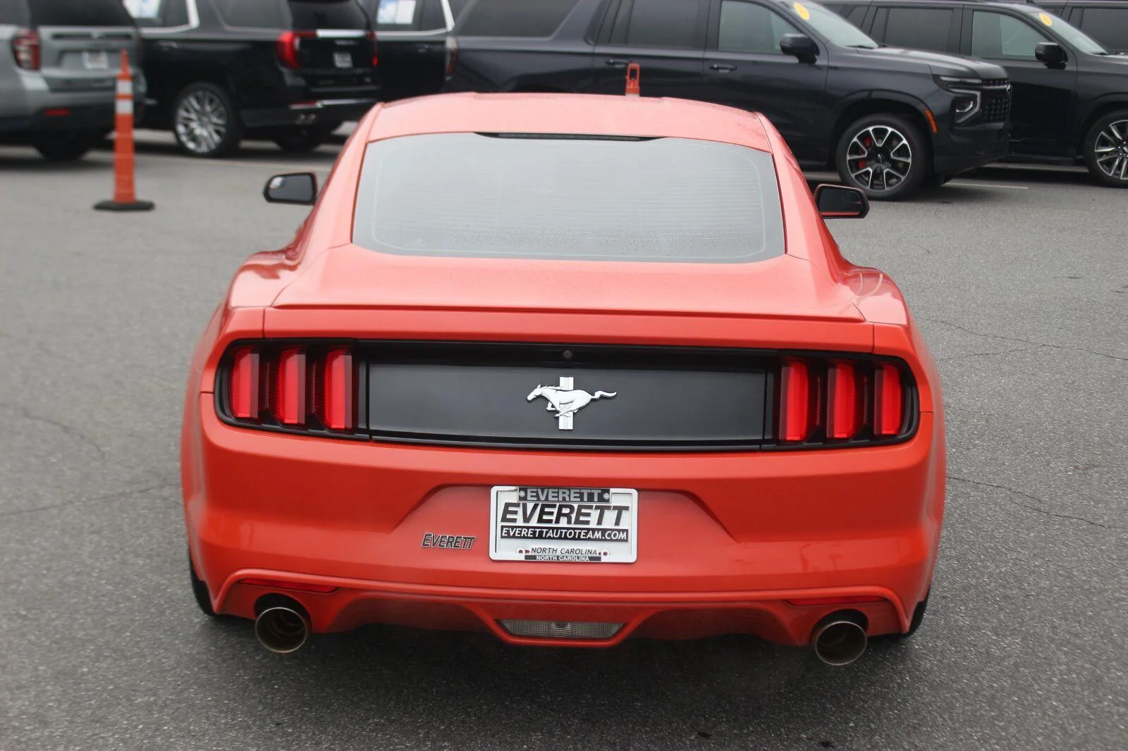 Used 2016  Ford V6 image 6