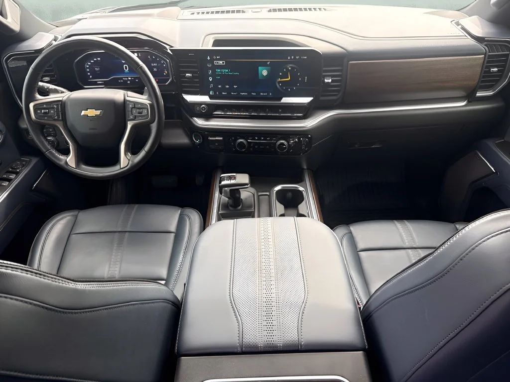 Used 2023 NORTHSKY BLUE METALLIC Chevrolet High Country image 14