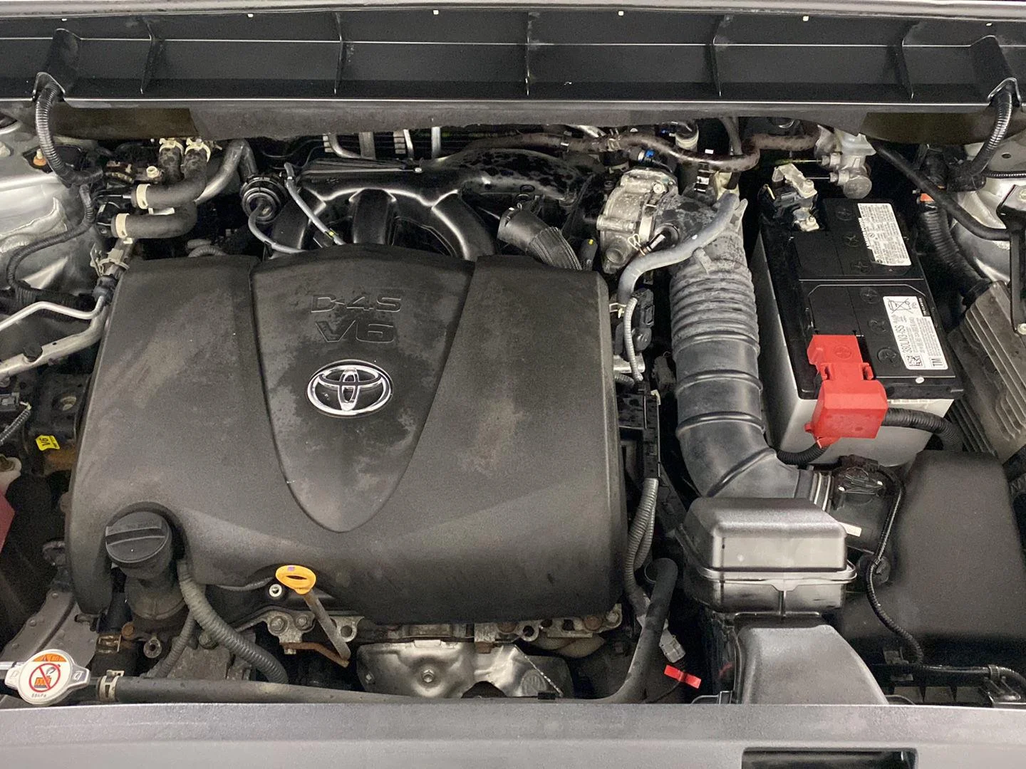 Used 2022 Celestial Silver Metallic Toyota XSE image 9