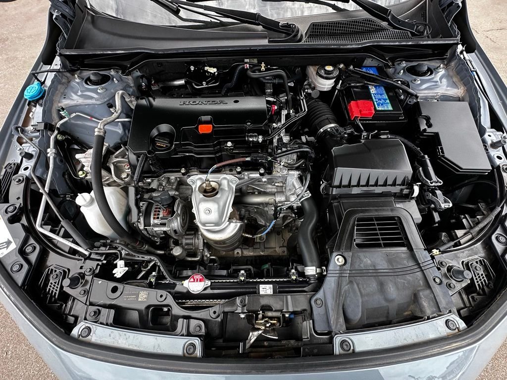 Used 2023  Honda Sport image 15