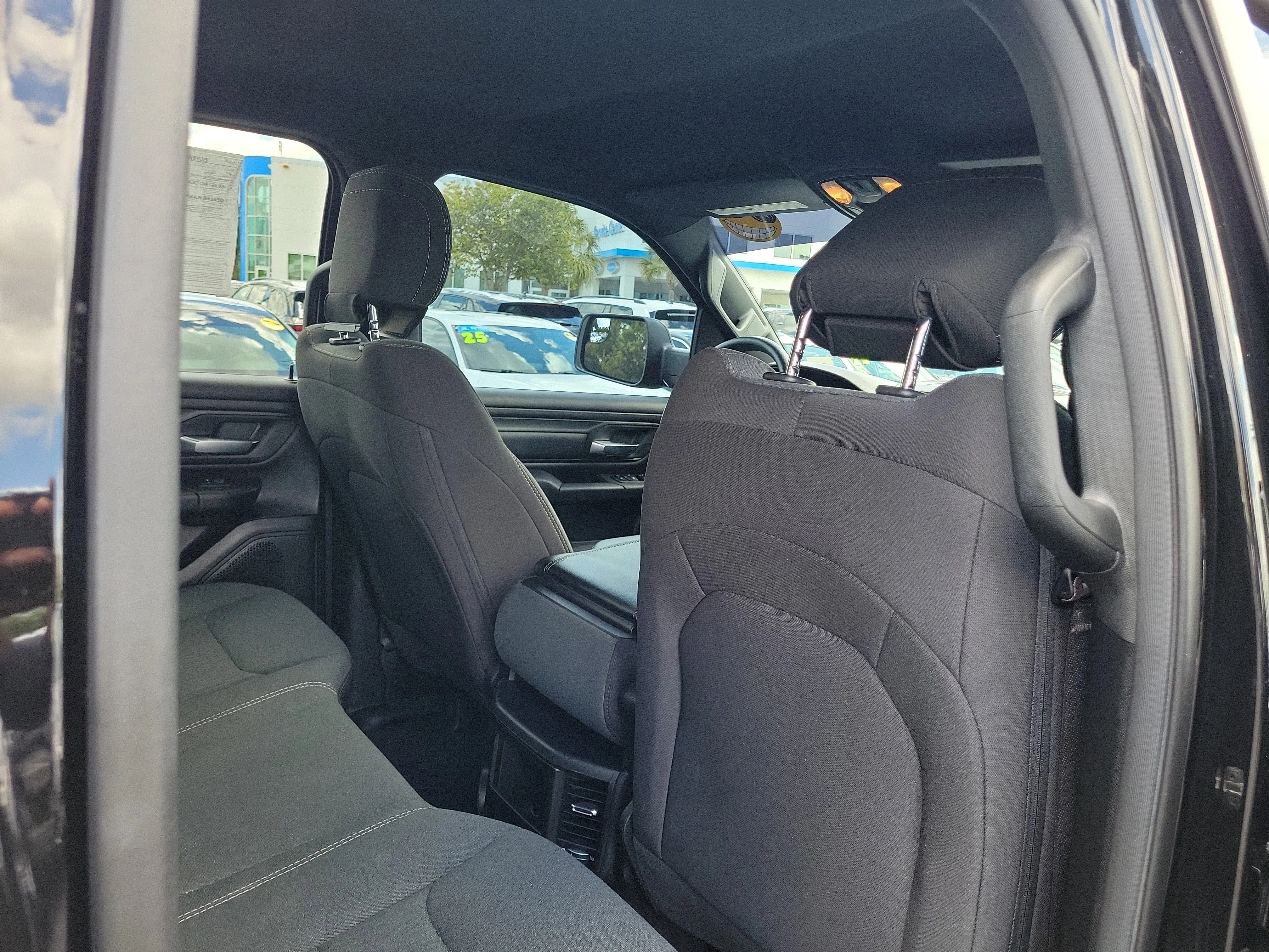 Used 2022 Diamond Black Ram Tradesman image 10