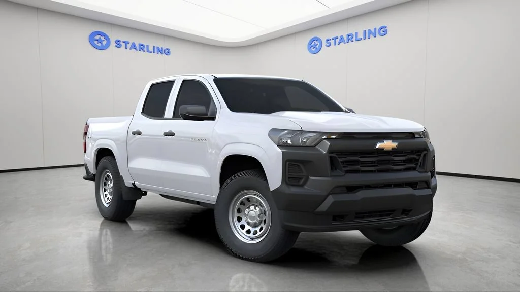 New 2026 Summit White Chevrolet WT image 7