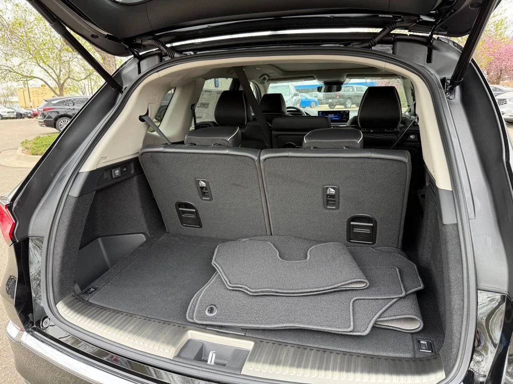 New 2026 Majestic Black Pearl Acura Advance Package image 17