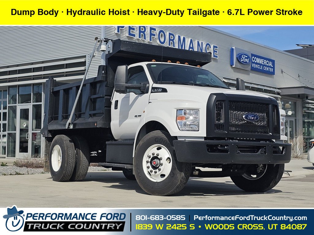 2025 Ford F-750SD