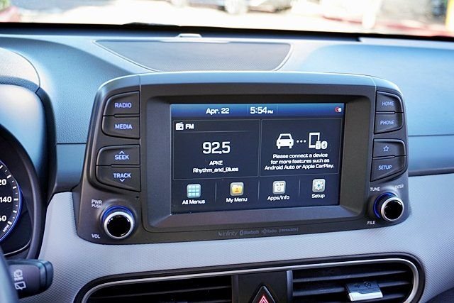 Used 2020 Gray Hyundai SEL Plus image 24