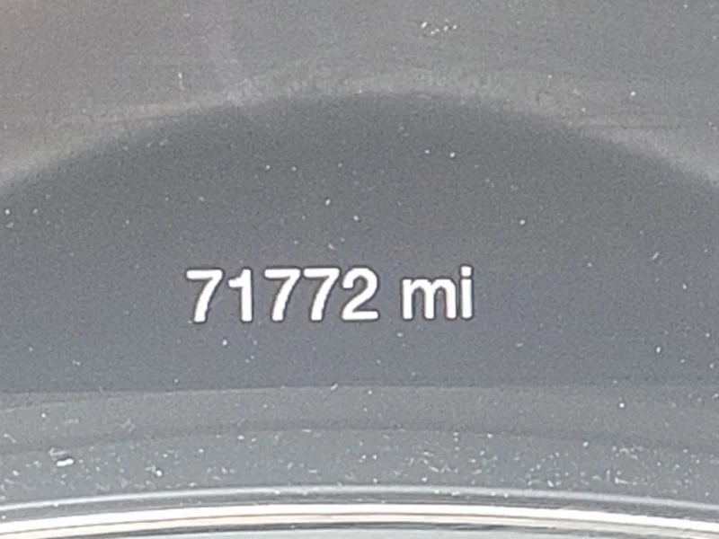 Used 2019 White Jeep Overland image 11