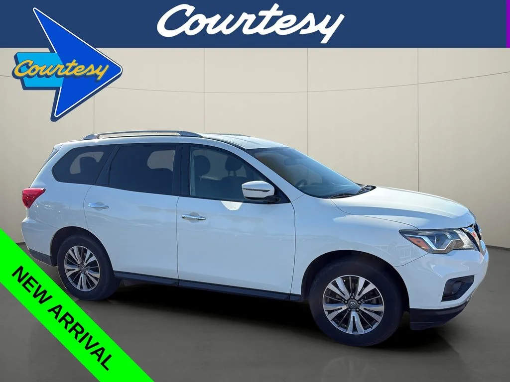 2020 Nissan Pathfinder SV 2WD's photo