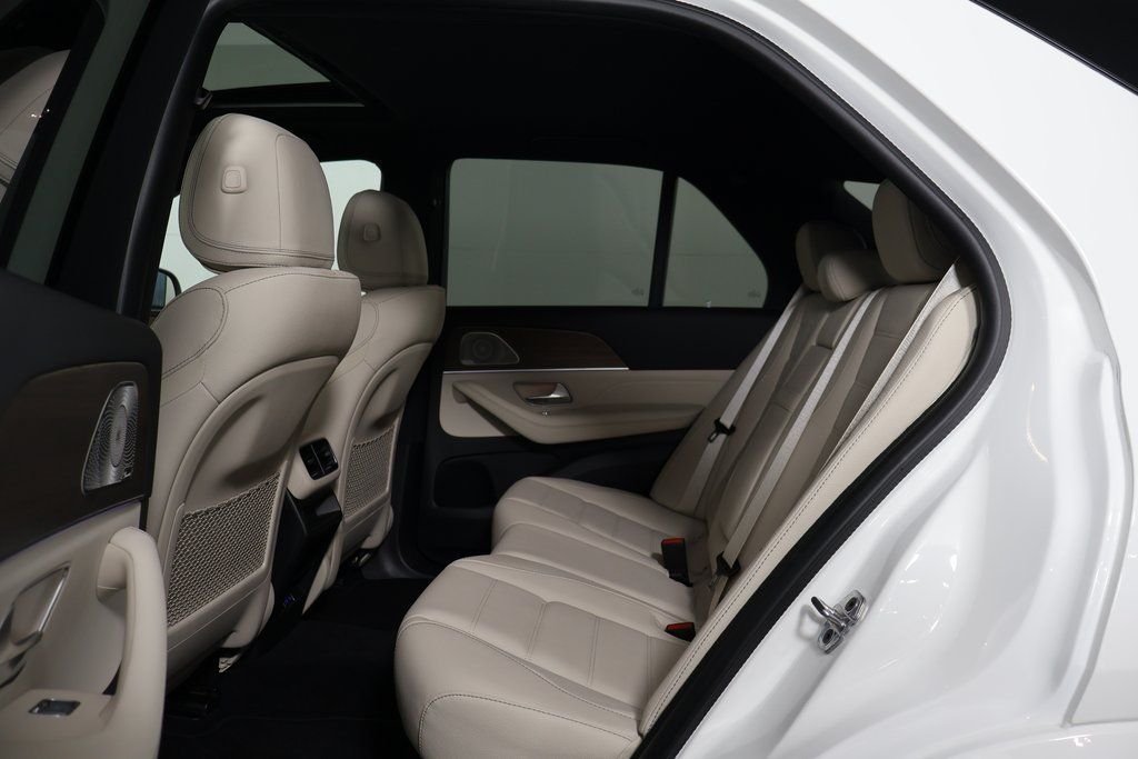 2026 Mercedes-Benz GLE GLE580 - Photo 6