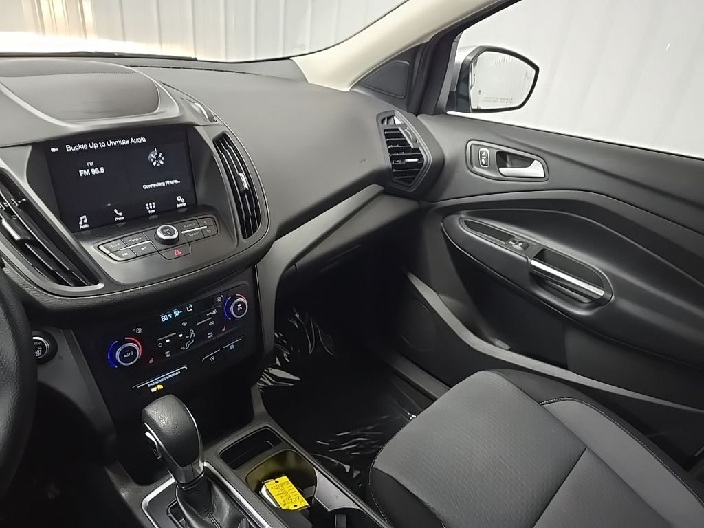 Used 2019 Silver Ford SE image 29