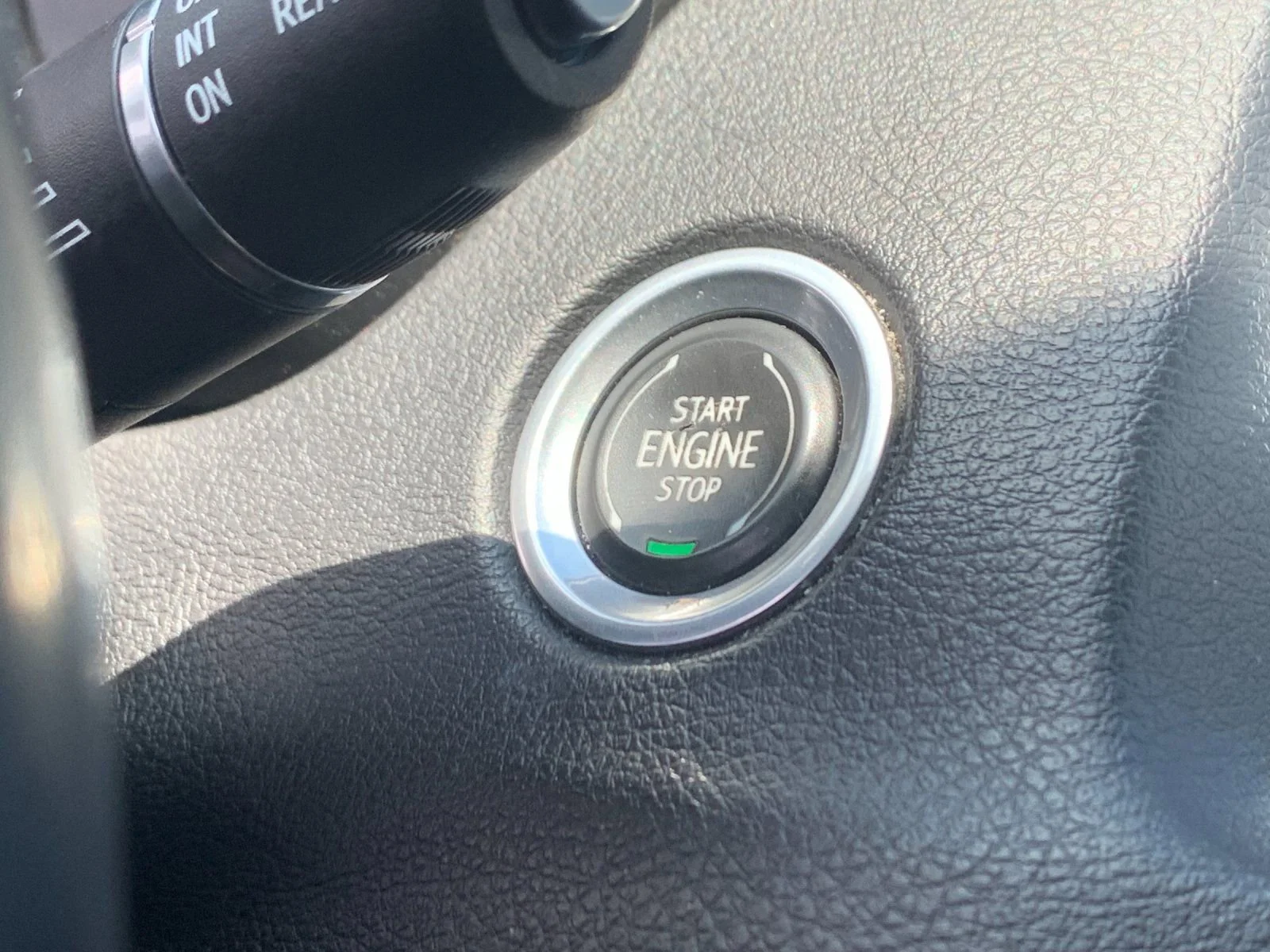 Used 2019 AUTUMN METALLIC Cadillac AWD Premium Luxury image 24