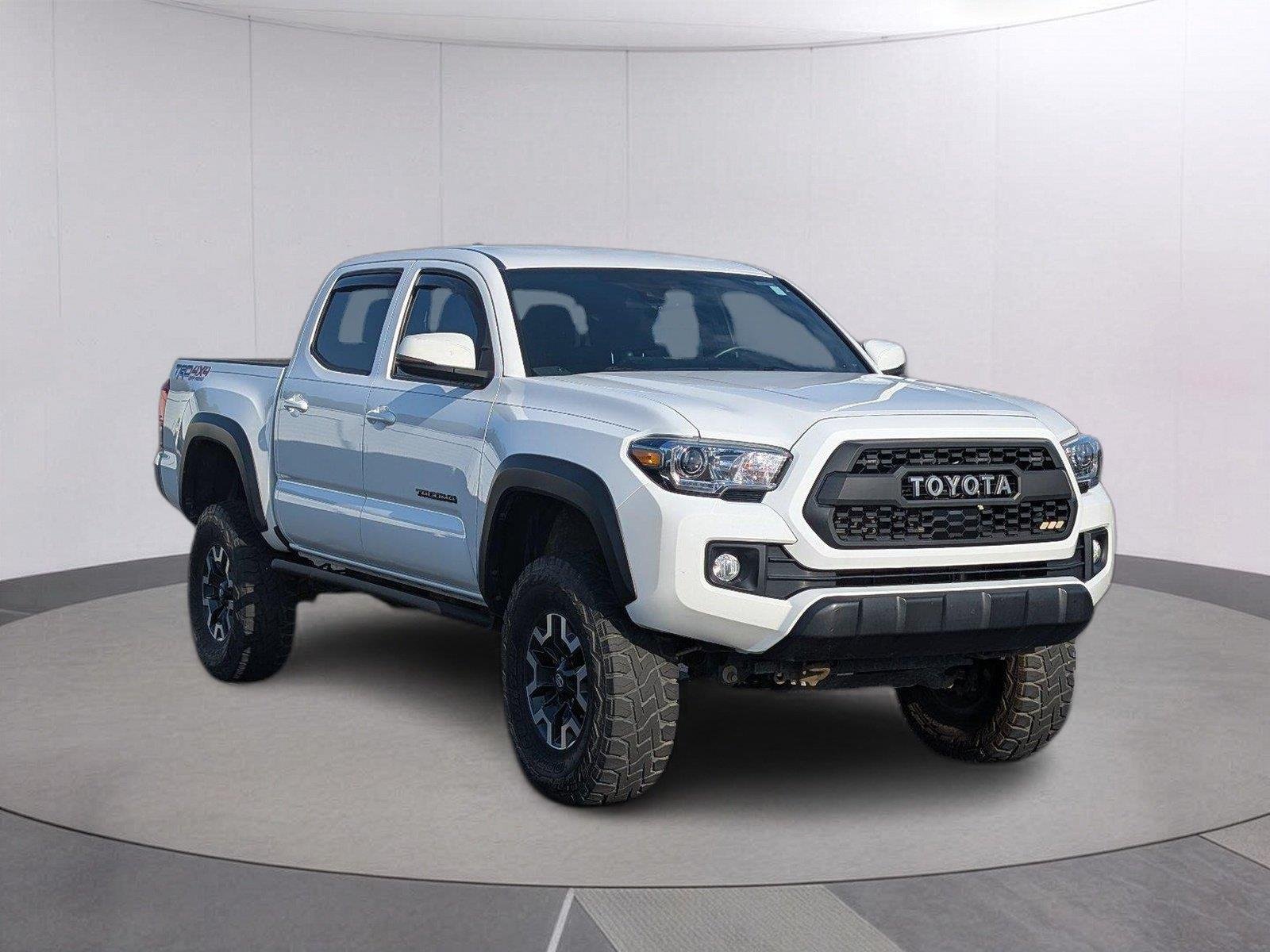 Used 2019 Super White Toyota TRD Off-Road image 7