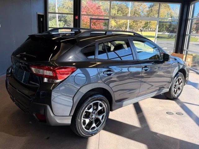 Used 2019 Dark Gray Metallic Subaru 2.0i Premium image 5