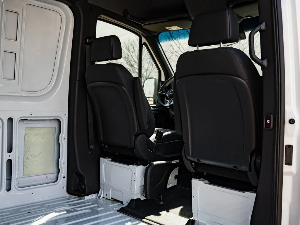 New 2026 Arctic White Mercedes-Benz Cargo 144 WB image 40