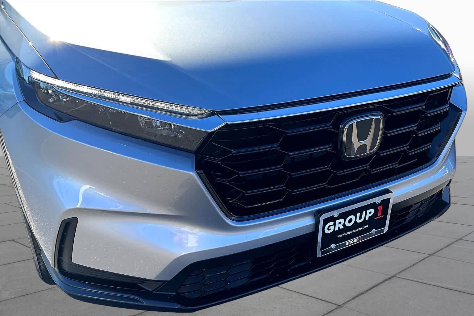 Certified Used 2026 Solar Silver Metallic Honda AWD EX image 31