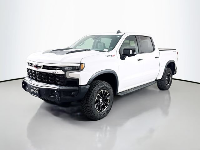Used 2024 Summit White Chevrolet ZR2 image 3