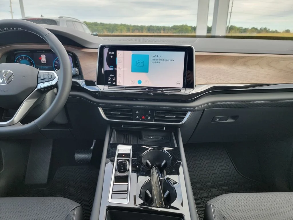 2026 Volkswagen Atlas SE w/Tech - Photo 37