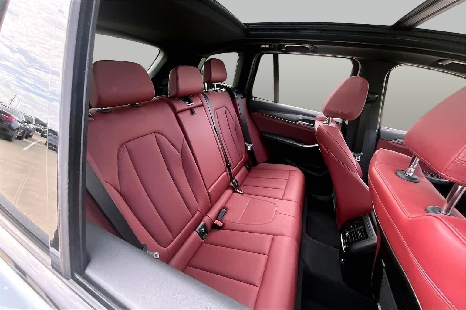Used 2024 Brooklyn Grey Metallic BMW sDrive30i image 19