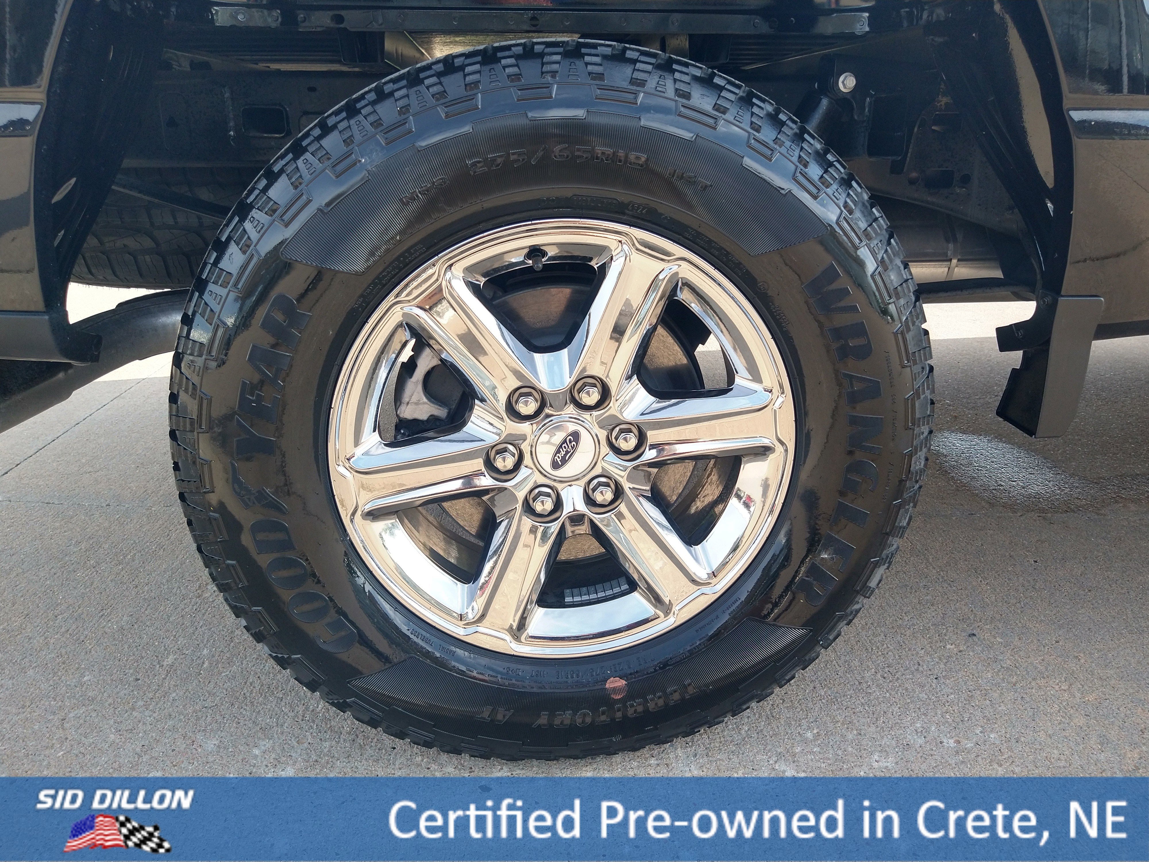Certified Used 2025 Agate Black Metallic Ford LARIAT image 11